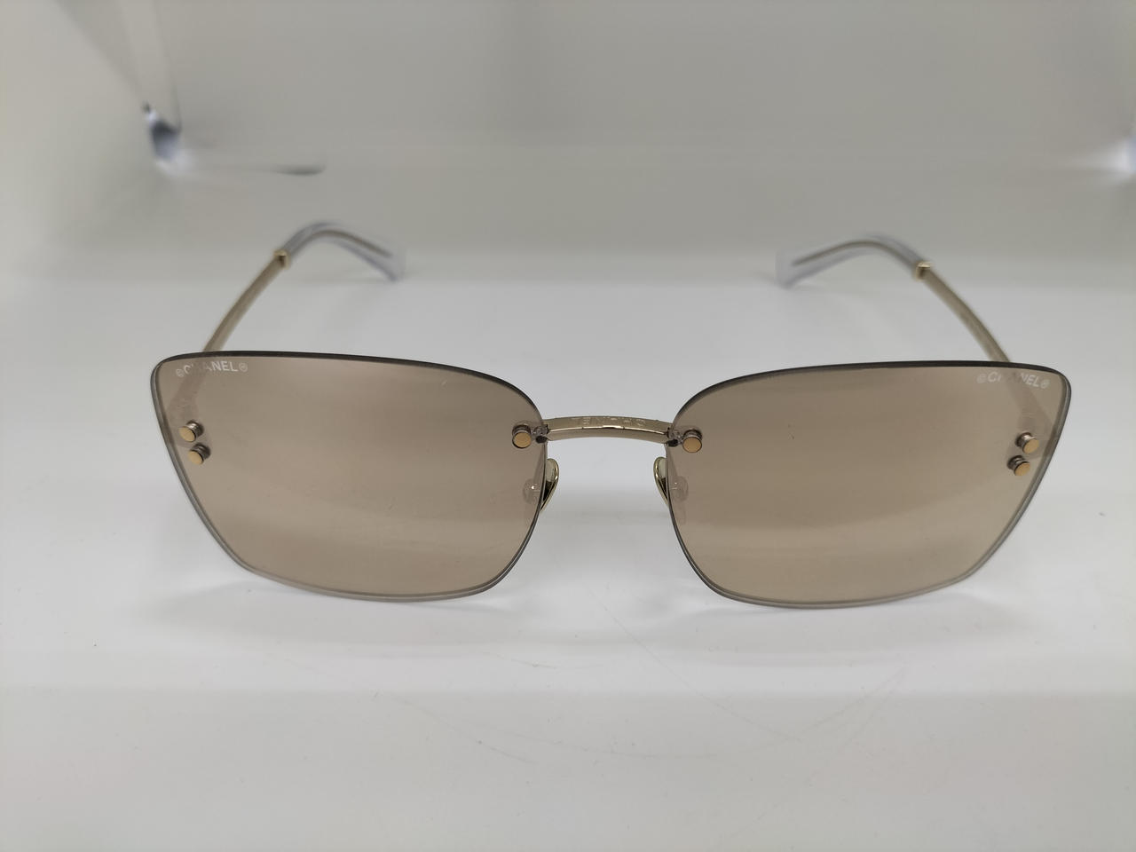 レンズ幅
約5.6 cm