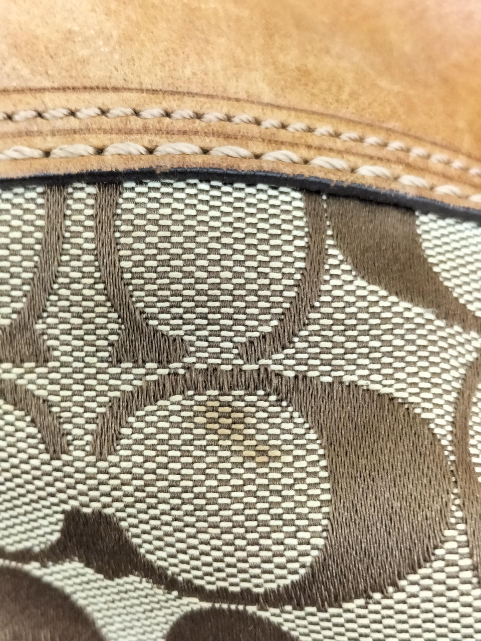 しみ箇所あり