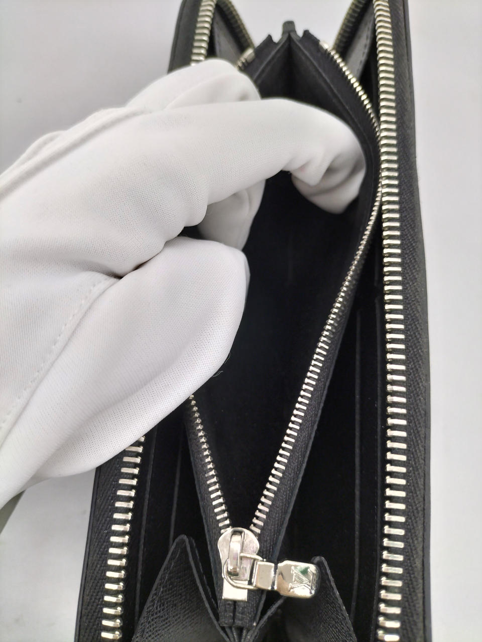 LOUIS VUITTON|ボルトフォイユ・クレマンス エピノワール|【ハードオフ