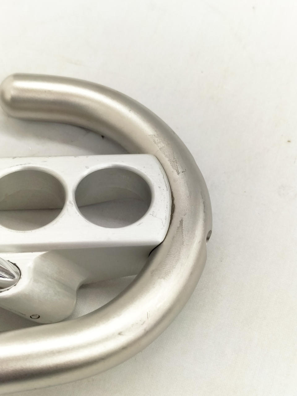 ややベタつきあり