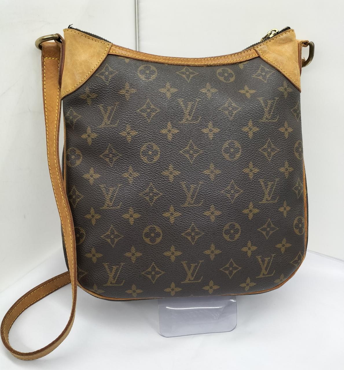 ルイ・ヴィトンのショルダーバッグです。