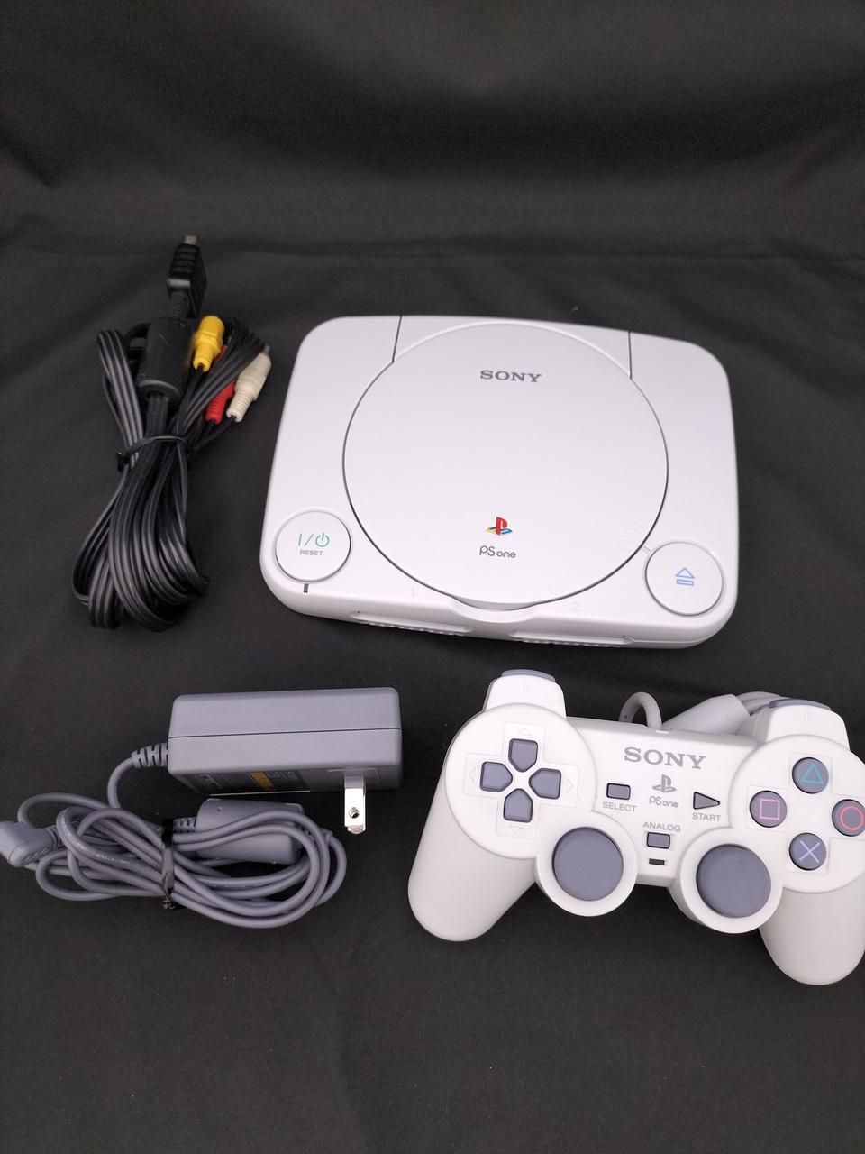 SONY 「PS one」 旧世代ゲーム機本体 SCPH-00100 SONY 「PS one」 旧世代ゲーム機本体 SCPH-00100 PS one - Wikipedia