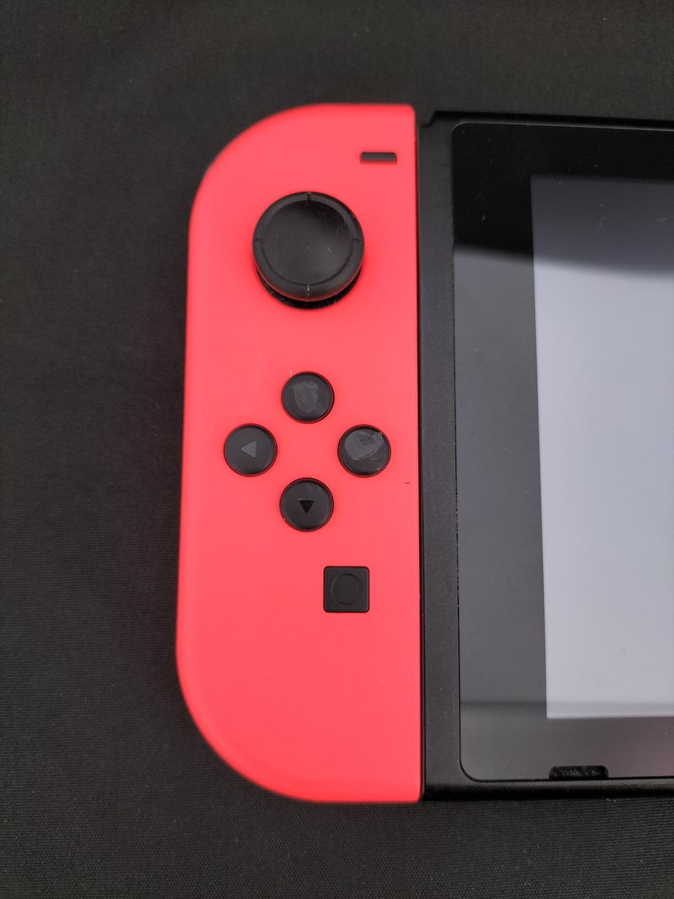 十字ボタン削れていますが動作に問題なし