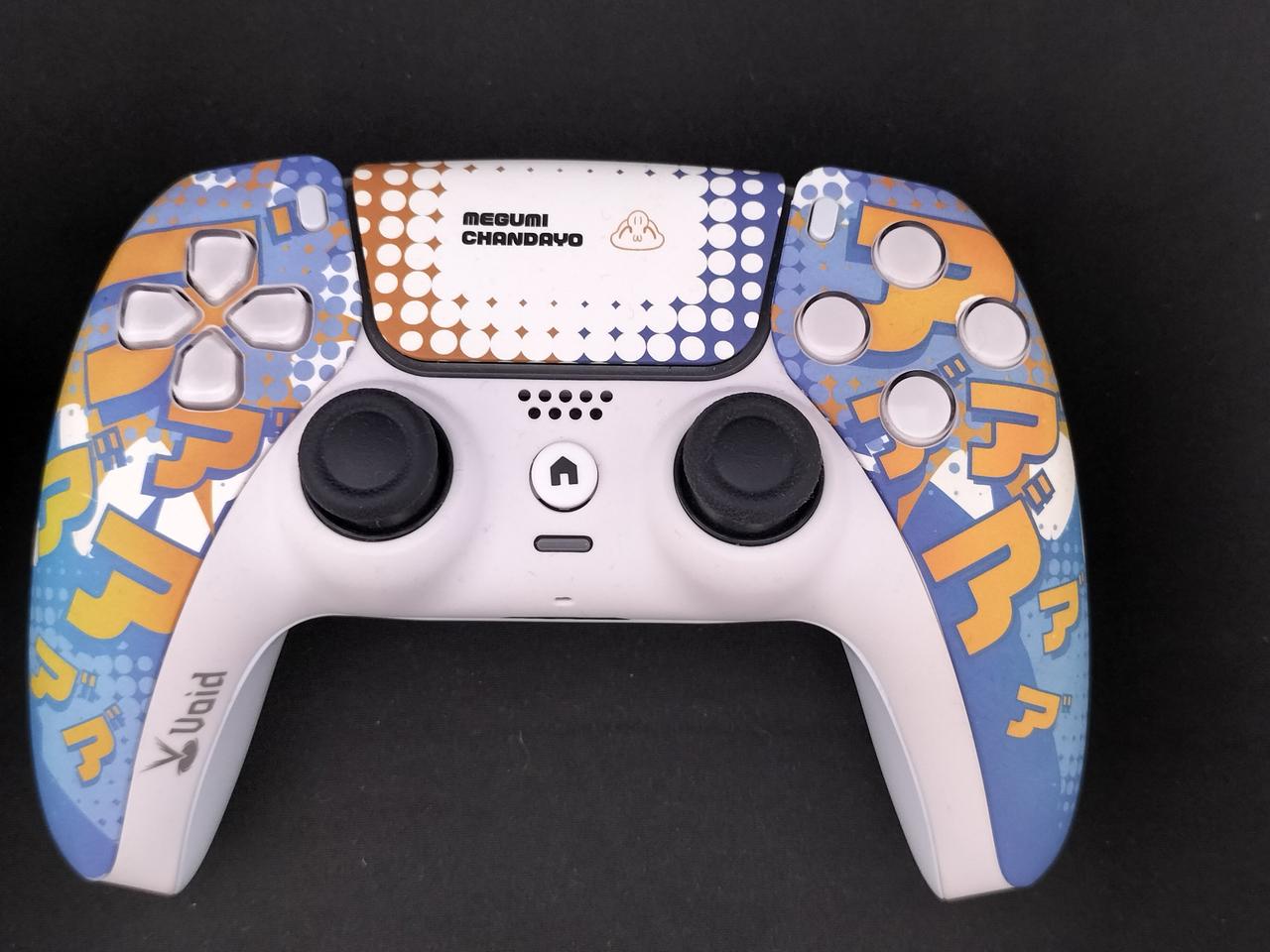 左右スティックドリフトします。