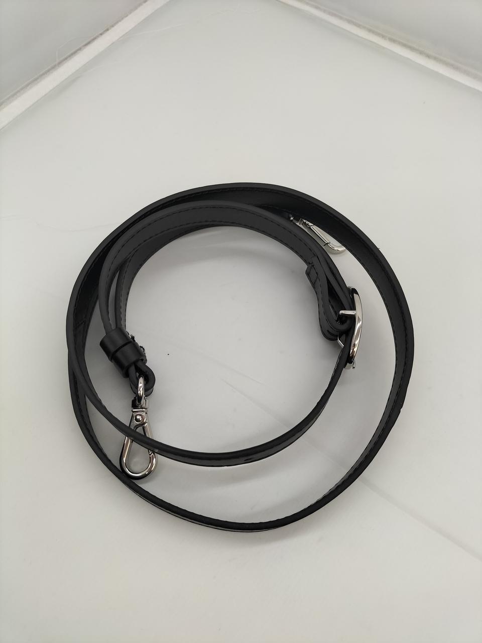 ショルダー最大約123cm