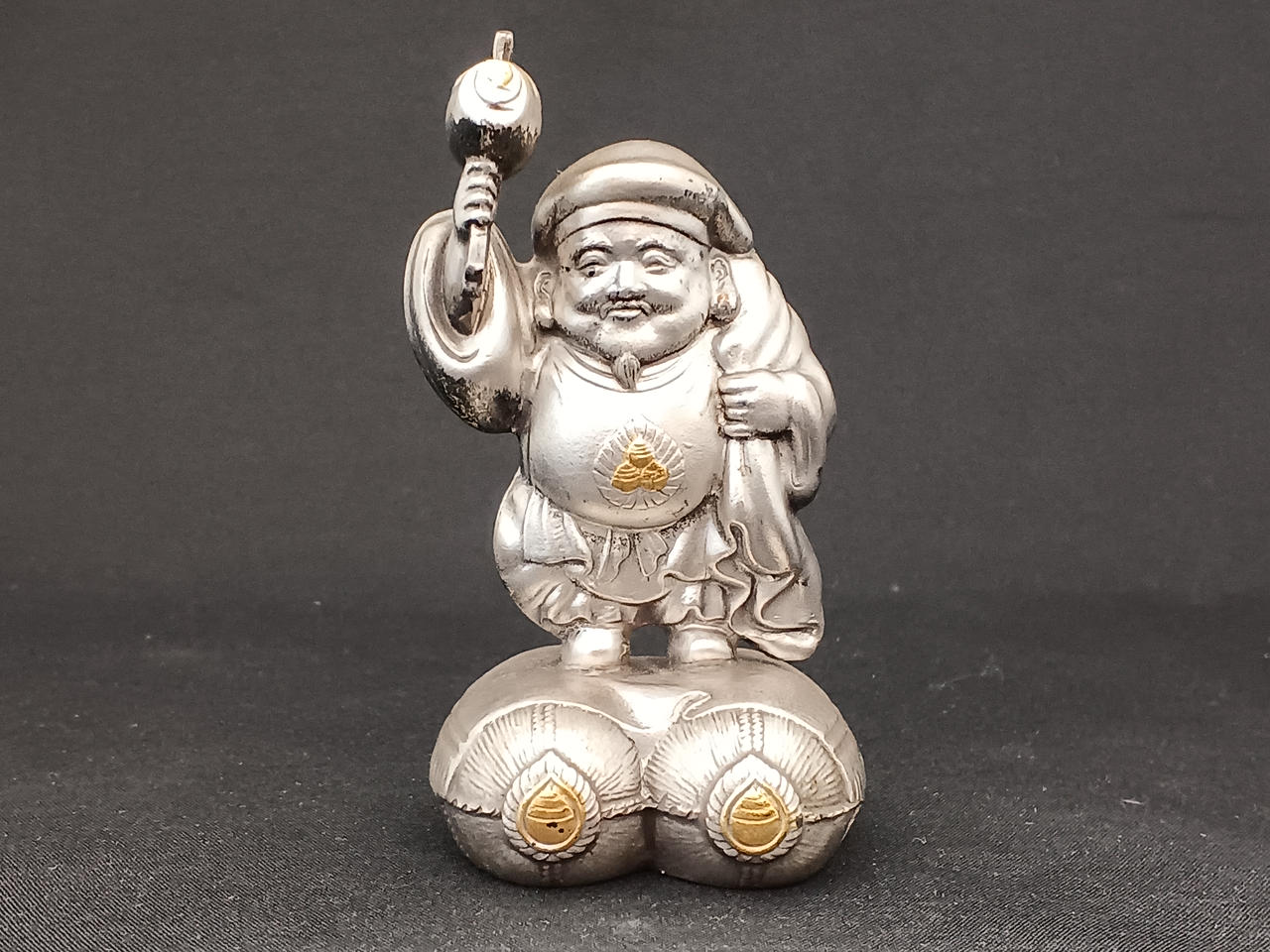 73.9g
純銀刻印あり。