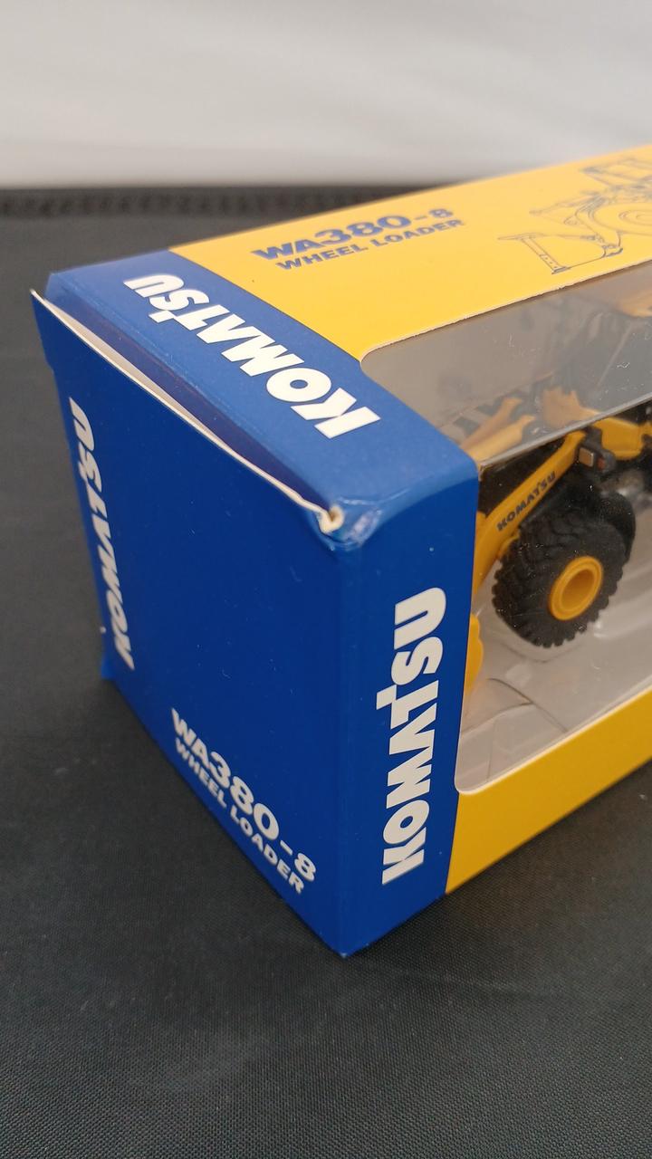 箱にダメージあり