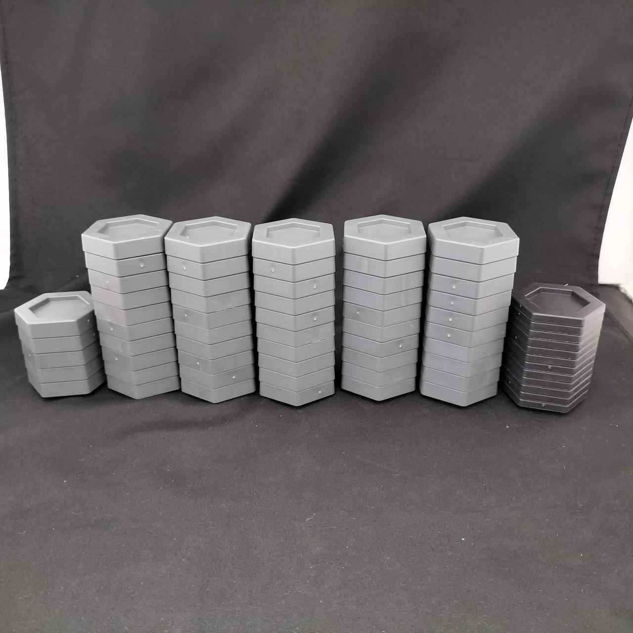台座パーツ1つ欠品