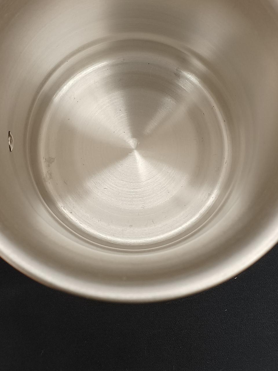 底面汚れあり