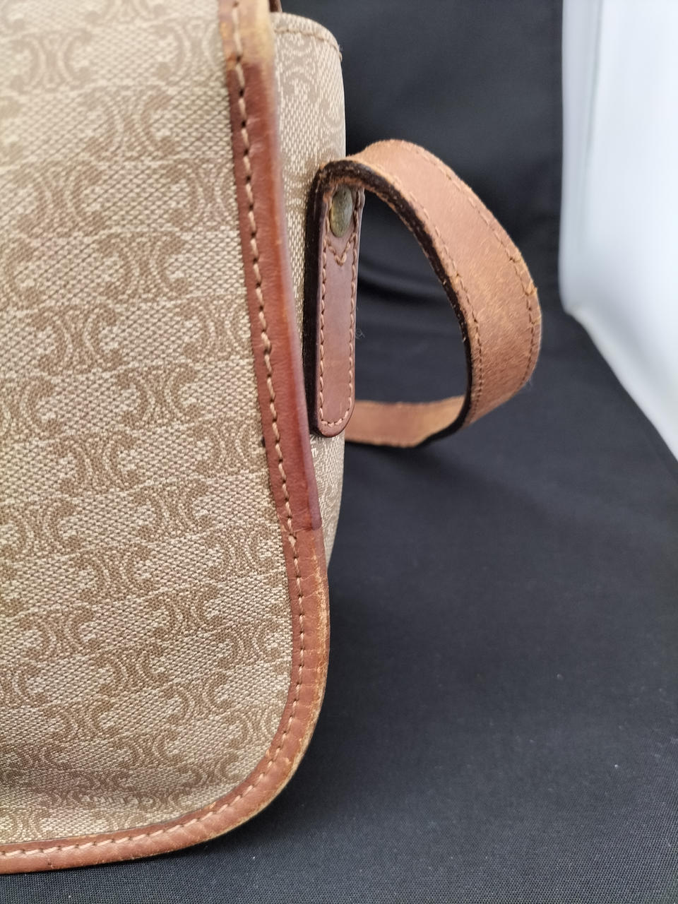 劣化、剥げあり