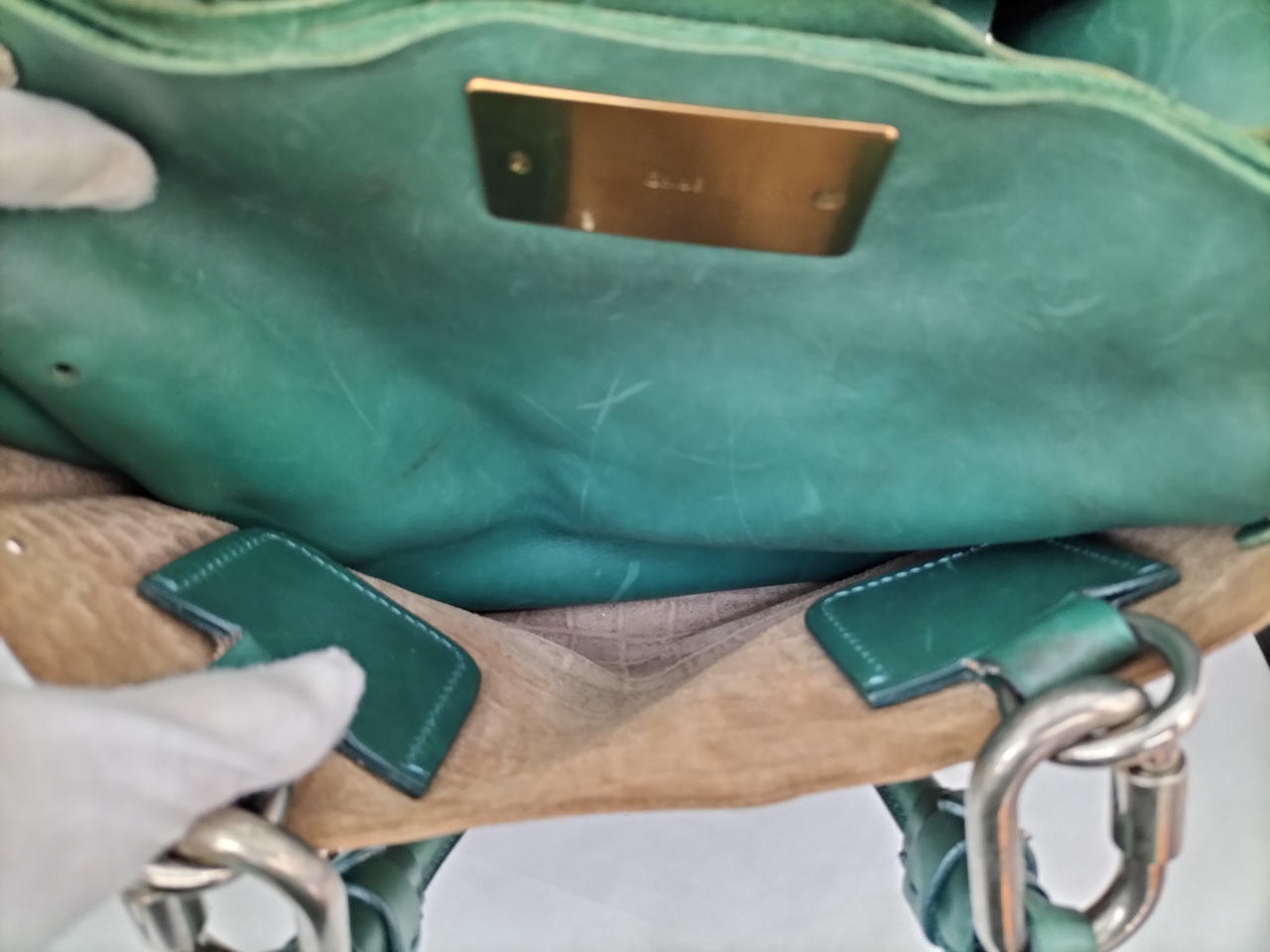 キズ、リベット外れあり