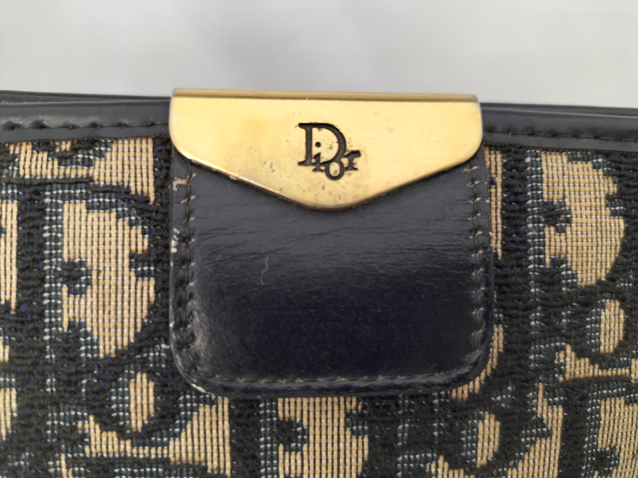 キズ、劣化あり