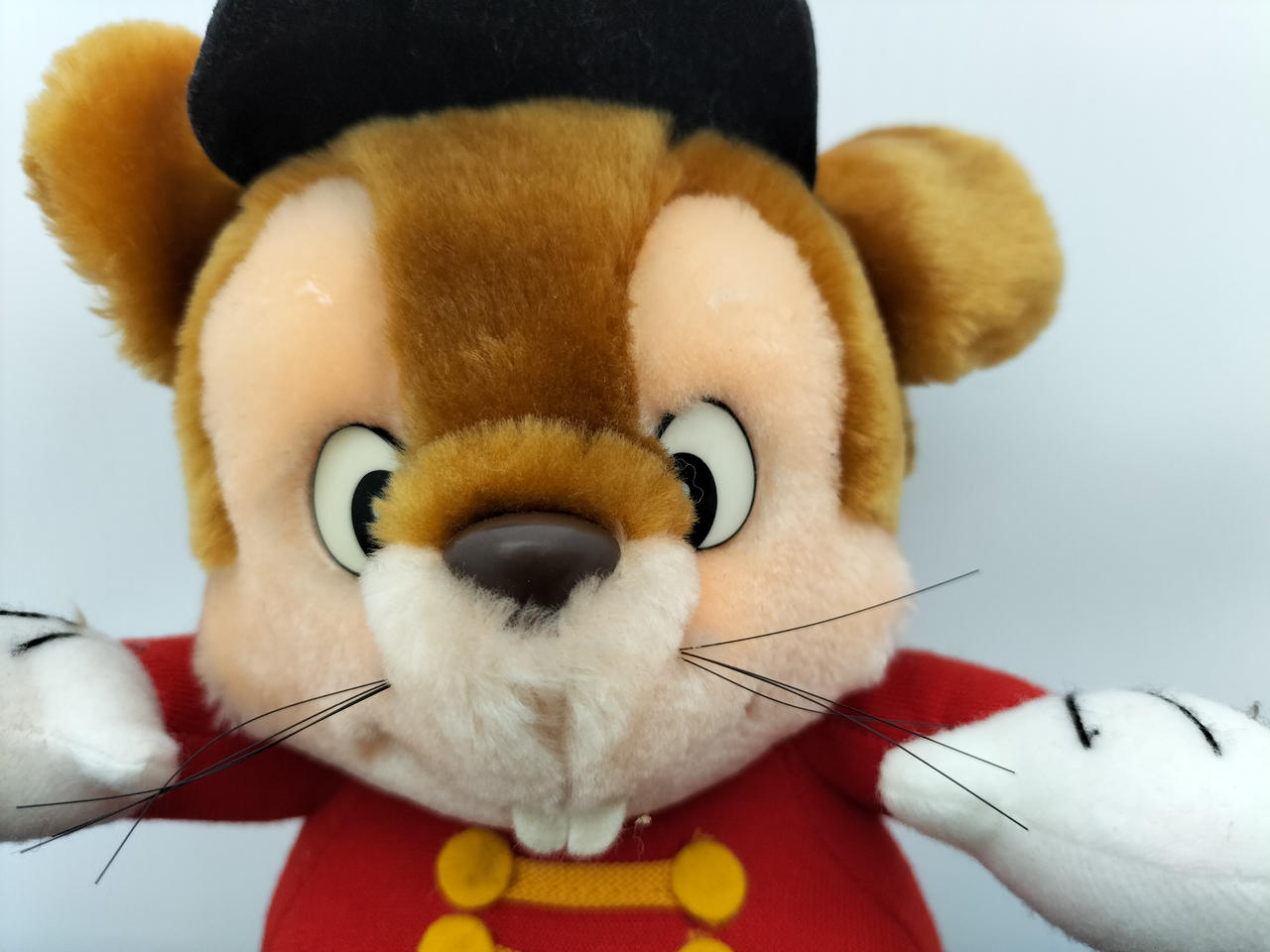 まゆげ欠品です