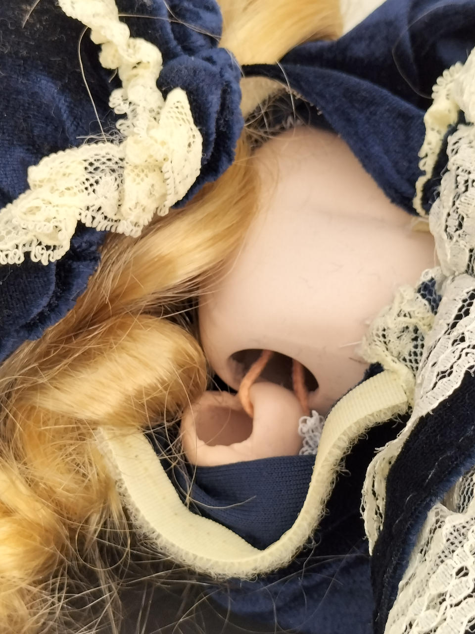 腕関節部分緩いです