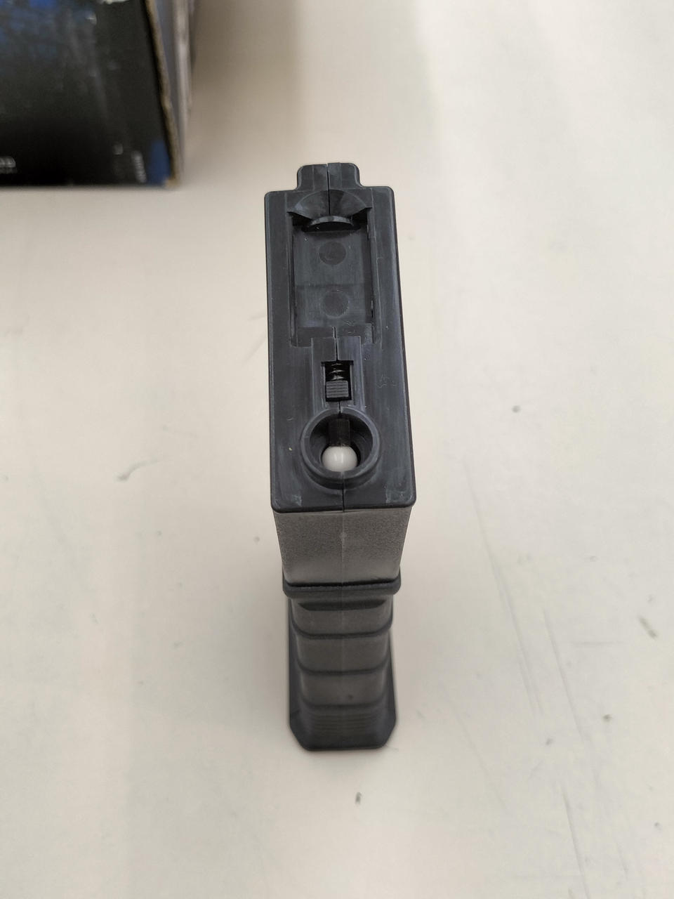 BB弾は入った状態です