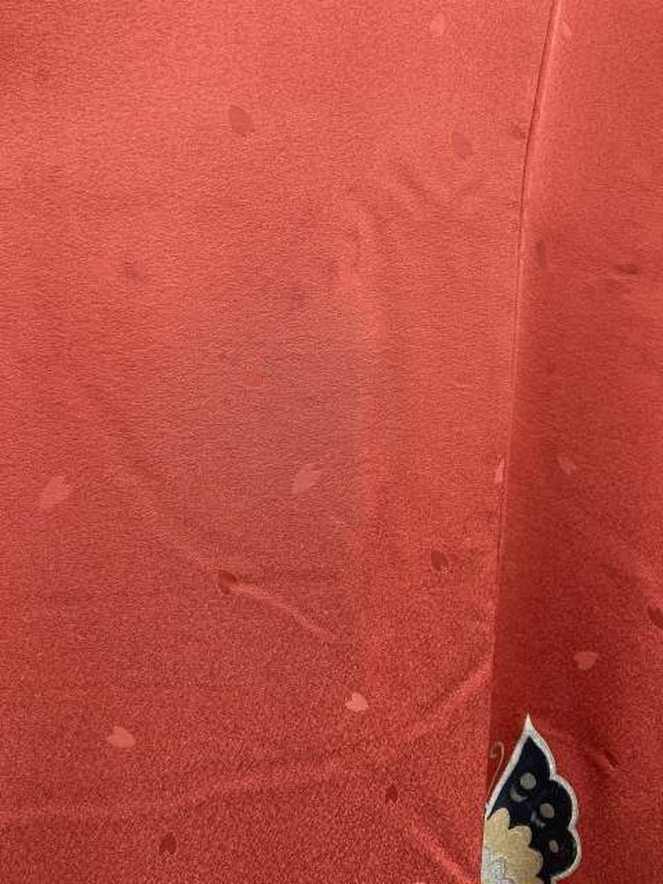 裾から約70㎝辺りしみあり