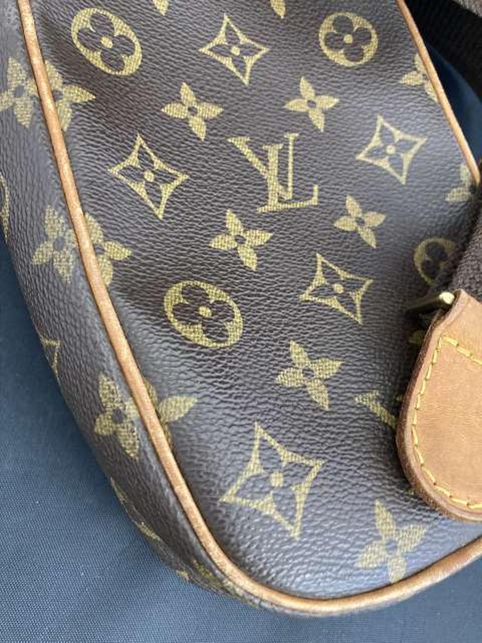 マチにシミあり