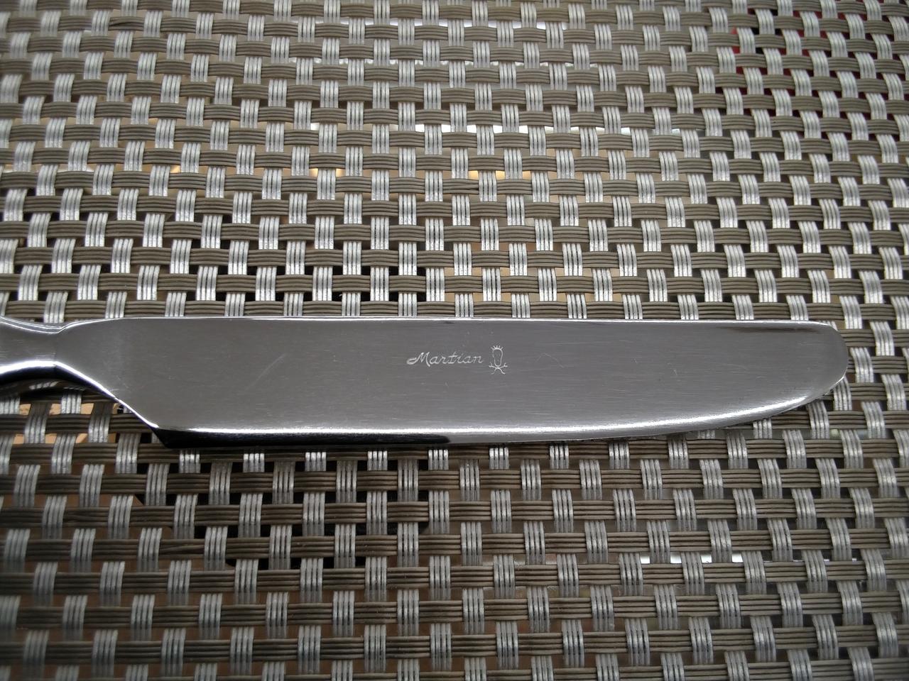 小キズ、くもり等複数あります。