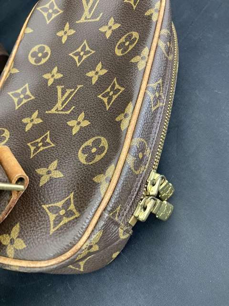 マチにシミあり