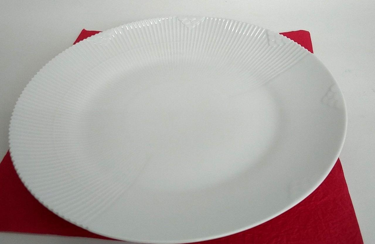 赤いマットは付きません。