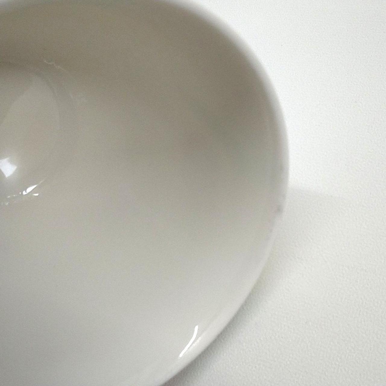 黄色のカップ。