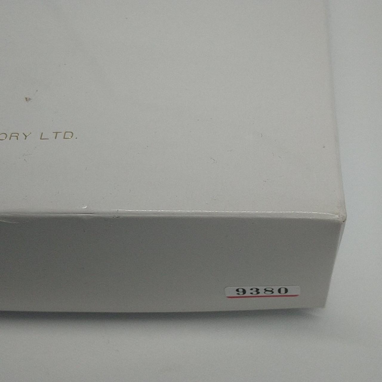 番号シールは当店の整理番号です。