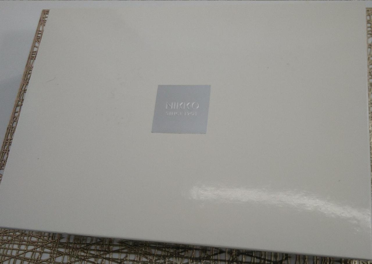 箱少々傷み、汚れ、現状。