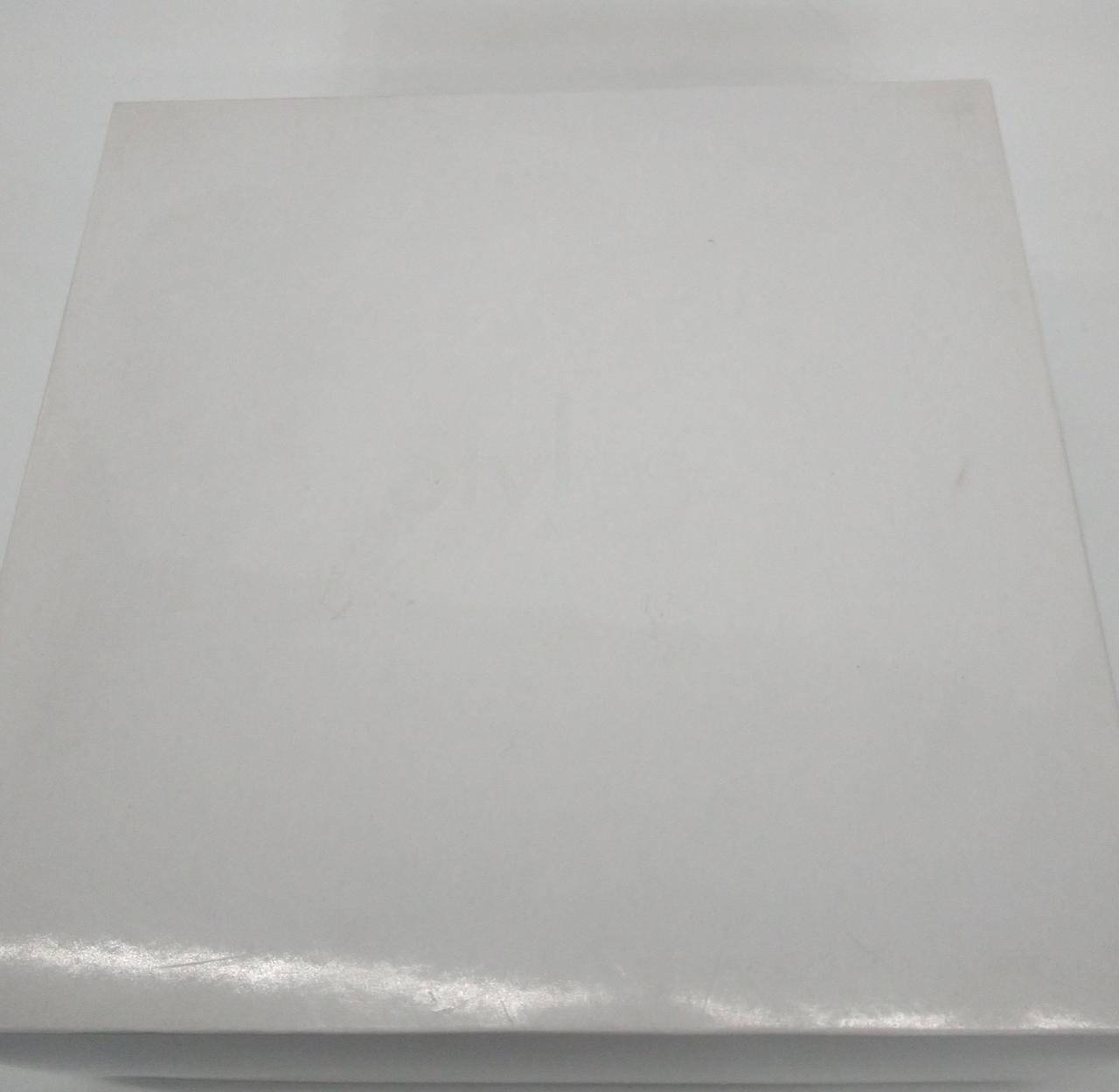 stylesNARUMI印刷、箱傷み汚れ