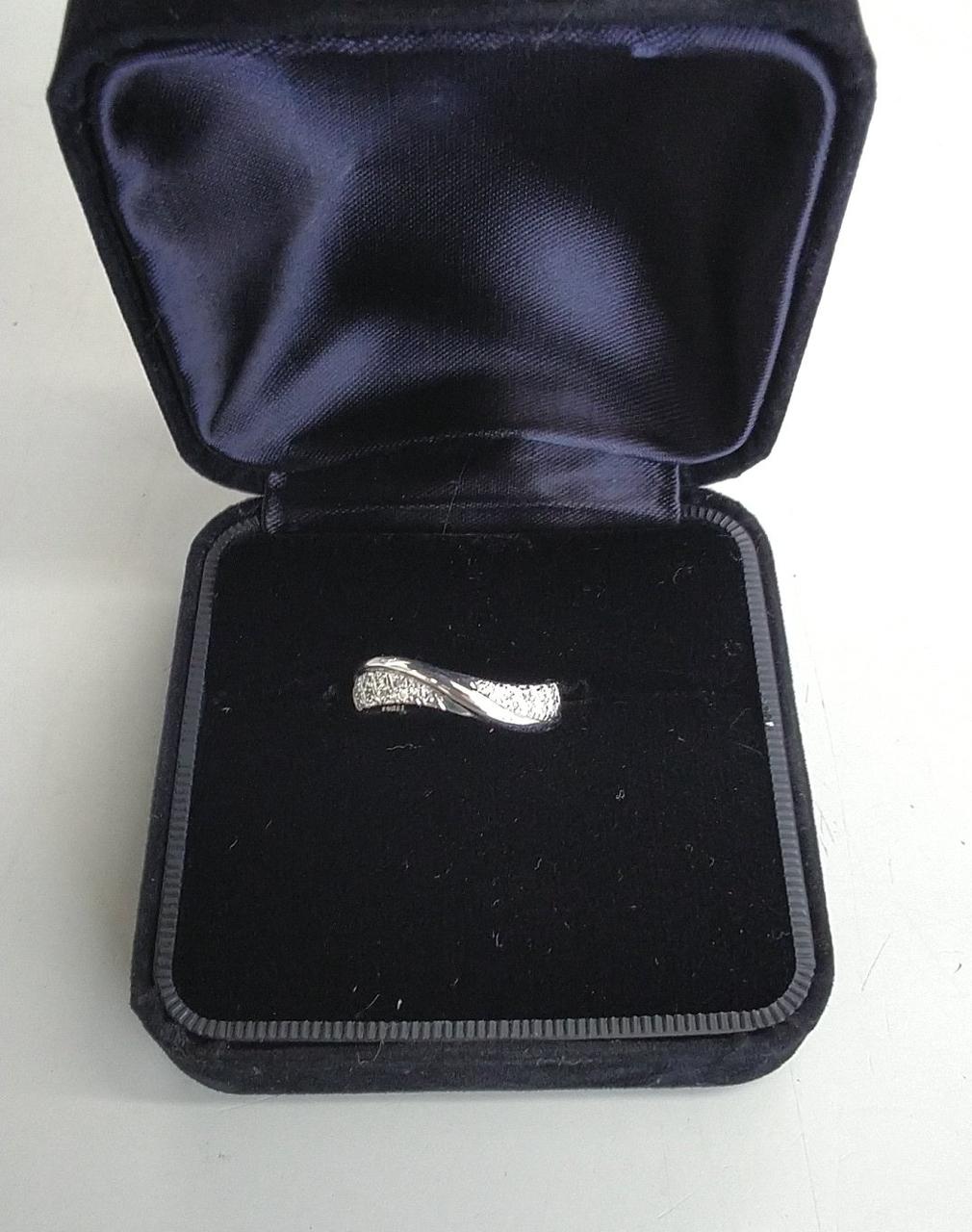 石にも少々キズあり