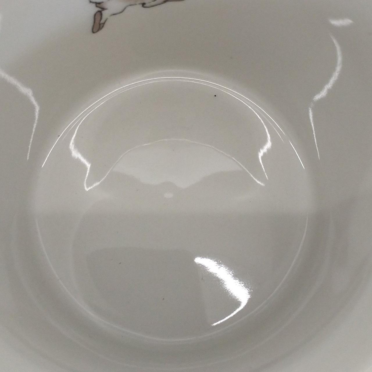 カップ１個底点汚れ周辺も薄く汚れ部分あり