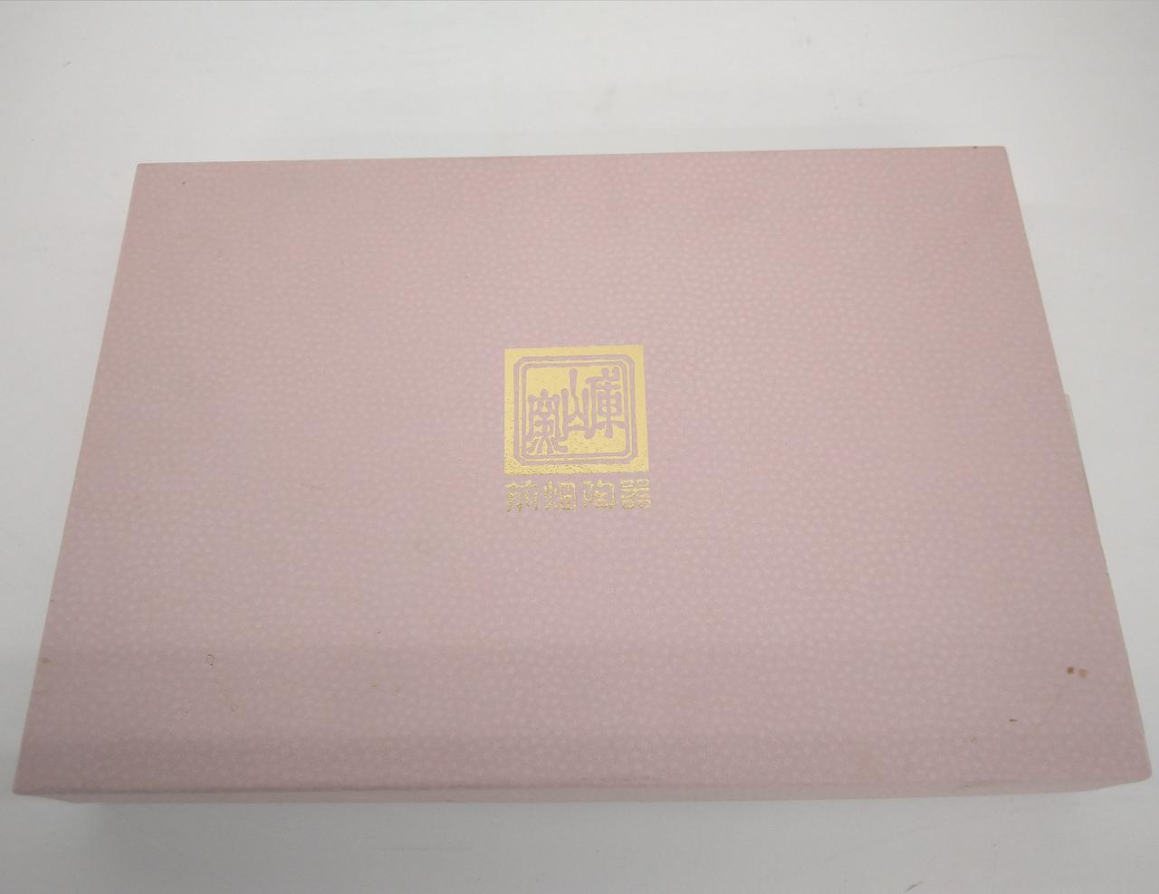 箱、傷み、汚れあり。