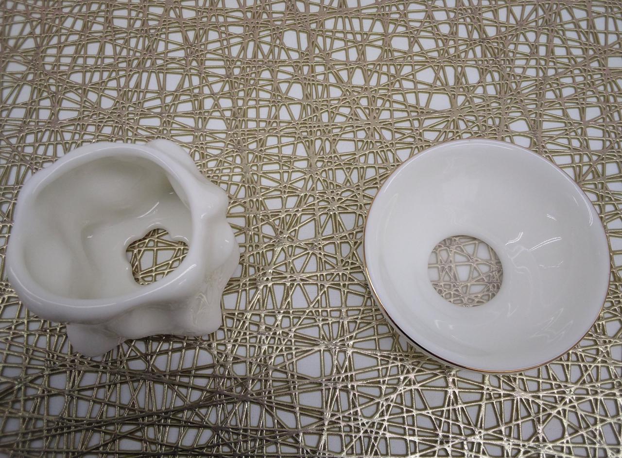 茶漉置台、茶漉し(ネット張ってます)