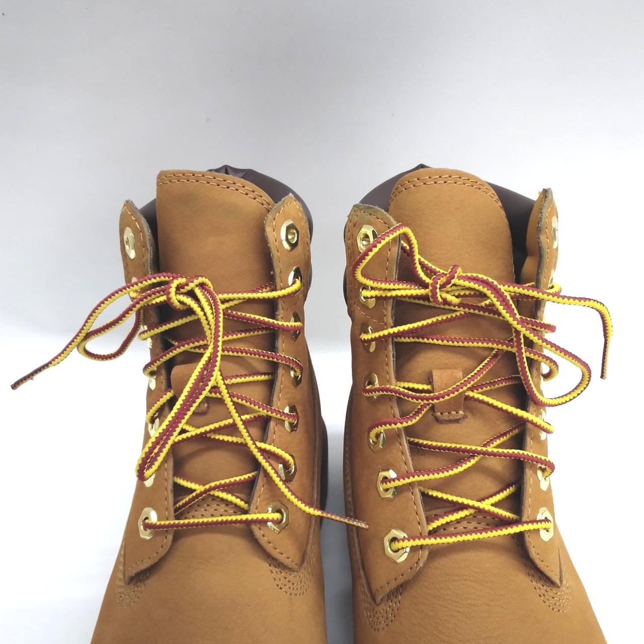 履き口の革の部分は左右とも少々変色あり。