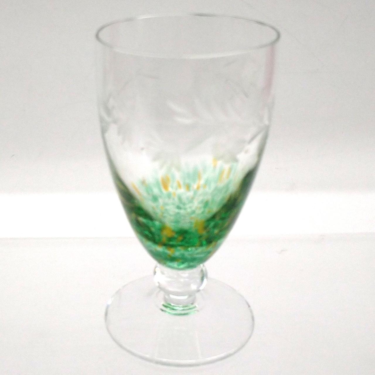 口径約5ｃｍ，高さ約9.5ｃｍ