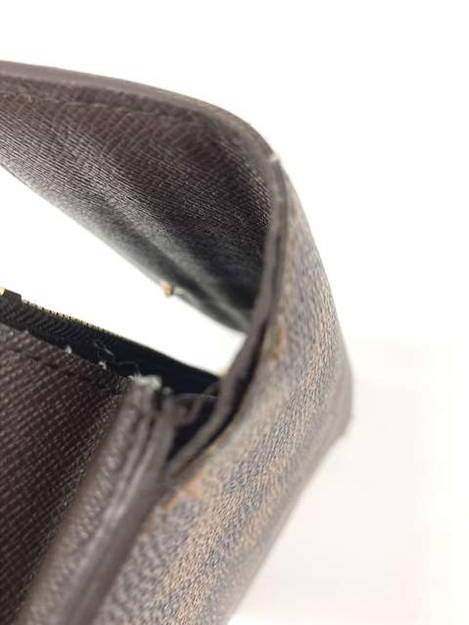 サイドマチ部分糸ほつれあり