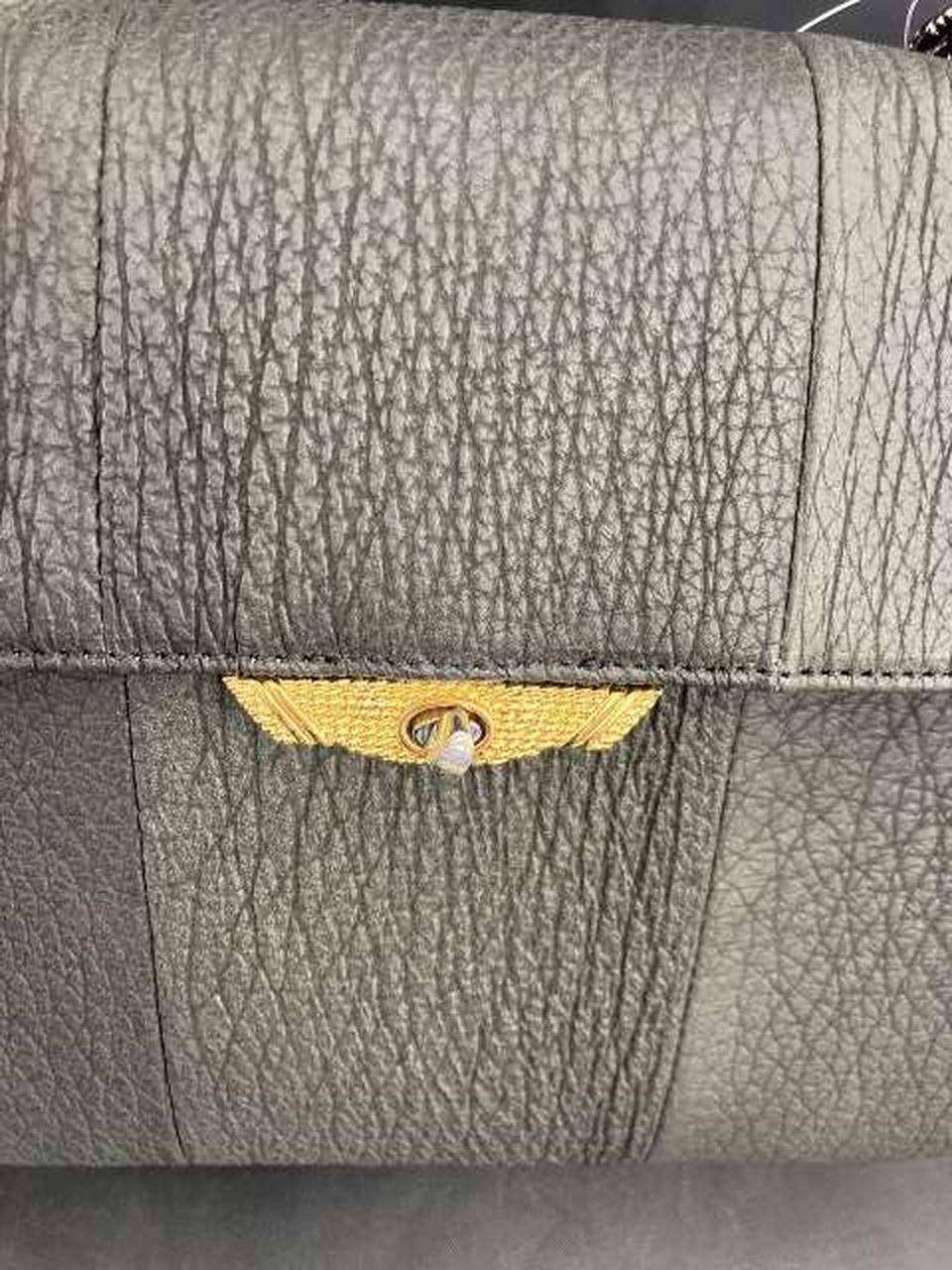 ゴールド金具