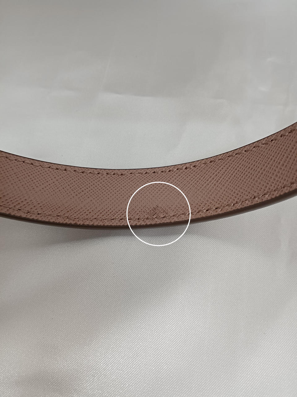 ハンドル内側に汚れあり