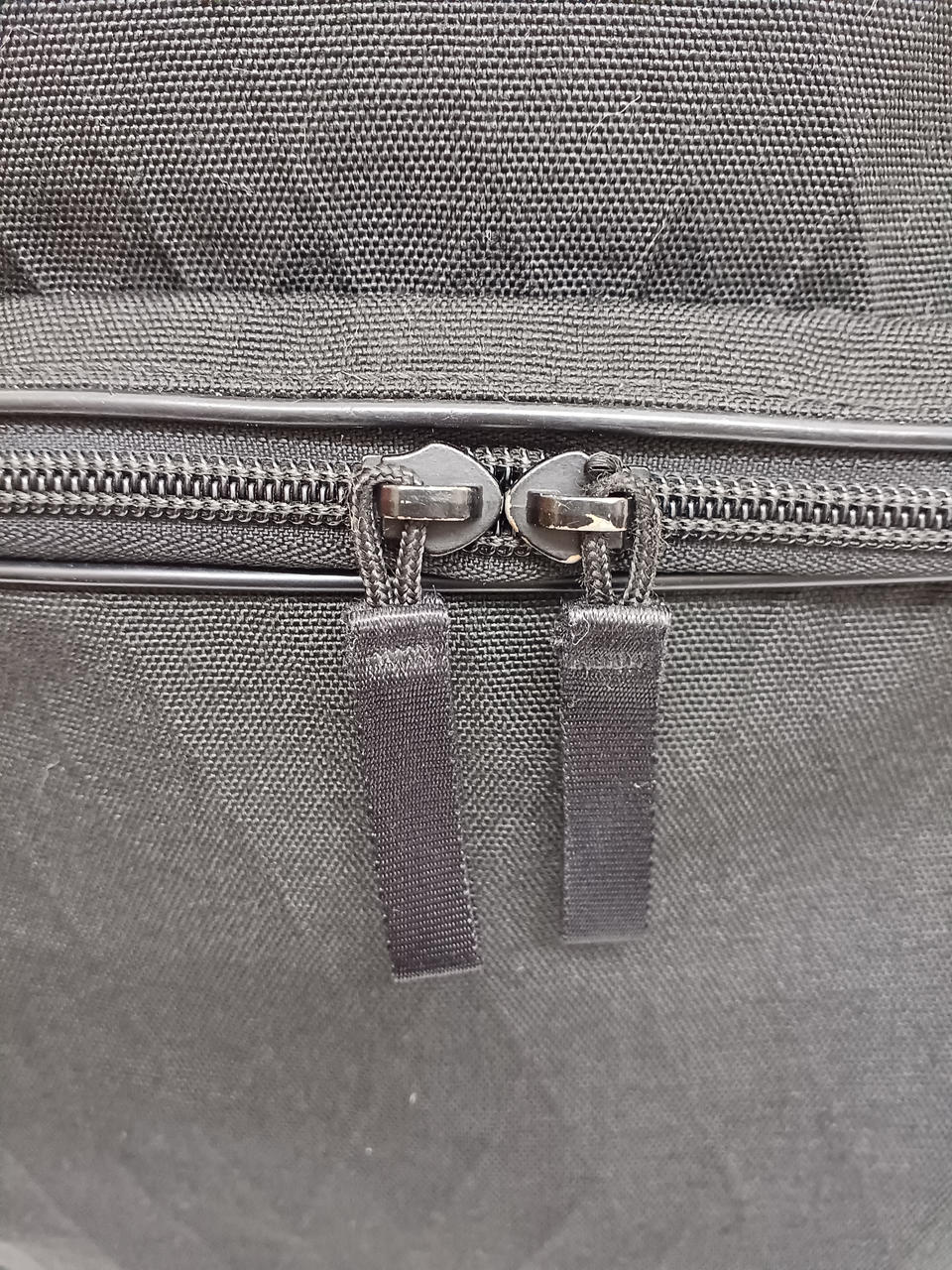 金属部分変色あり