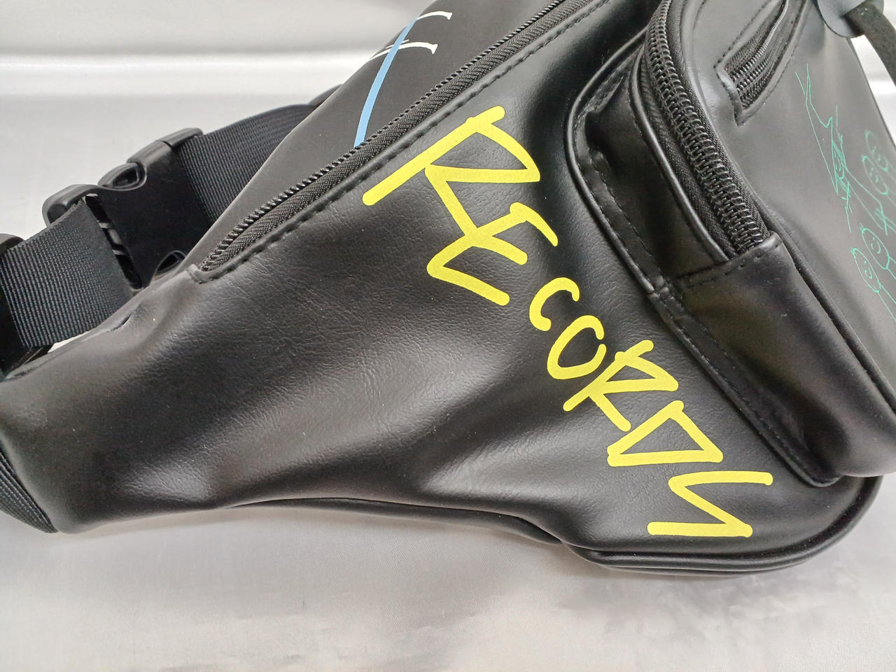 米津玄師|Majogariバック|【ハードオフ公式通販】オフモール