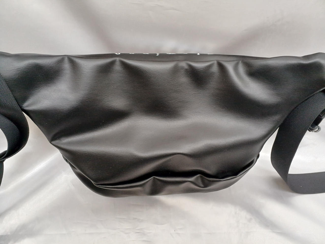 米津玄師|Majogariバック|【ハードオフ公式通販】オフモール