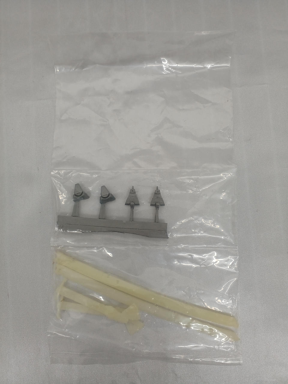 実剣 スパイド
内袋未開封