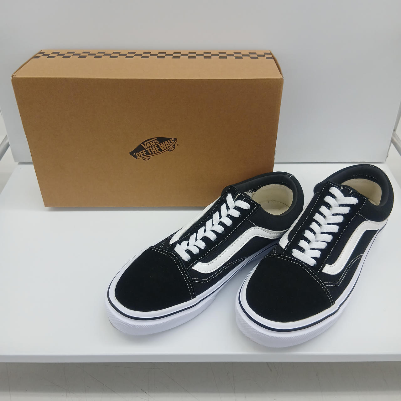 人気のオールドスクール入荷しました！