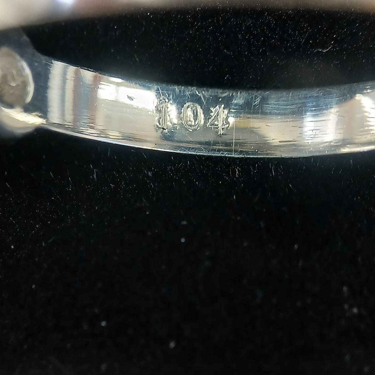 1.04ct