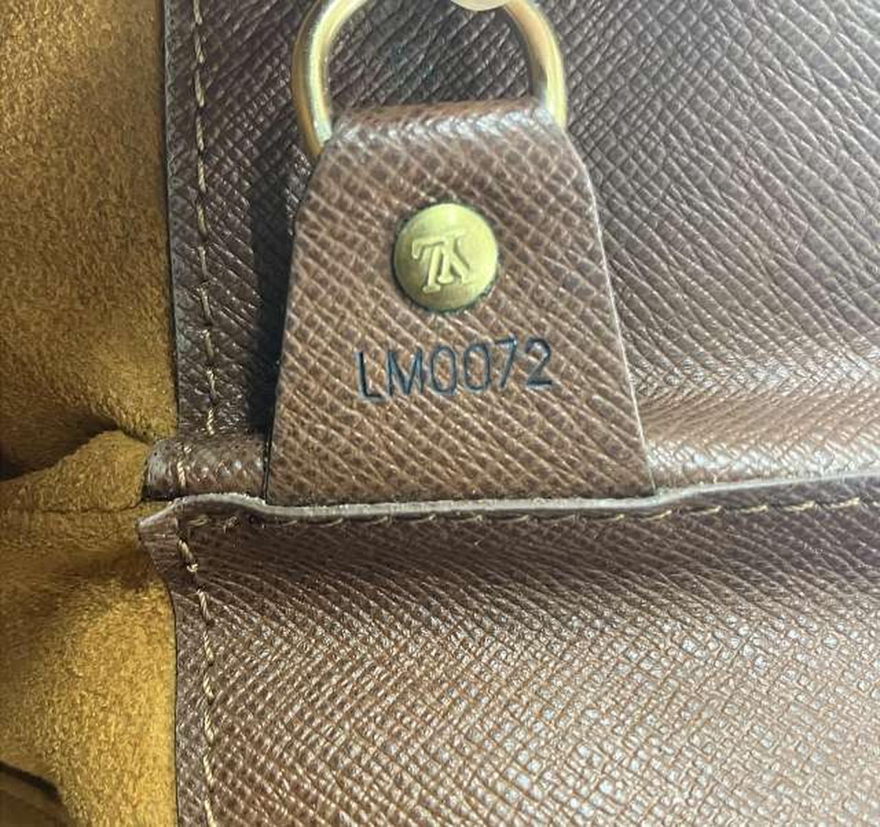 ナンバー：LM0072