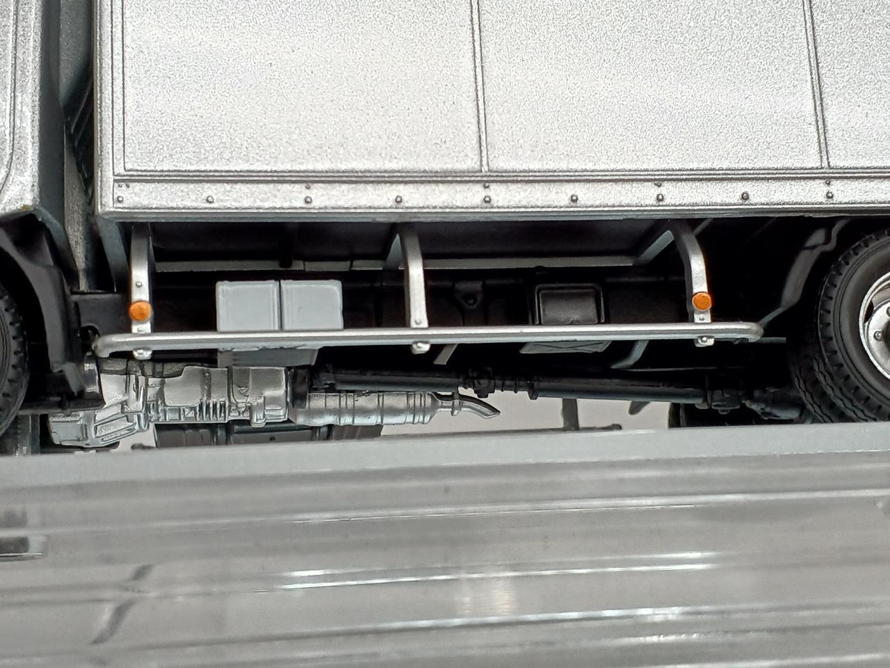 土台はモザイクタイプなので横から