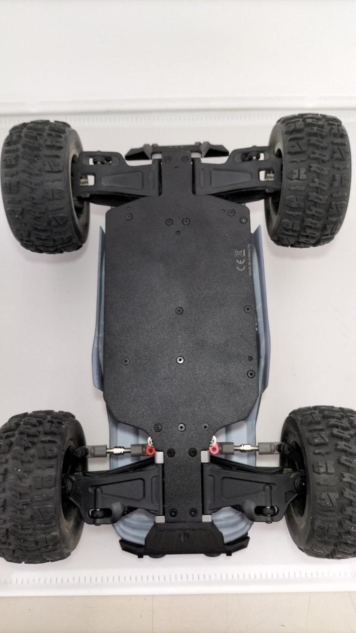 金属製ロアデッキ