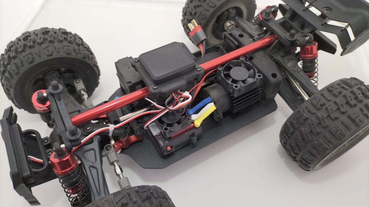 タンパーやシャフトがメタルなど充実装備