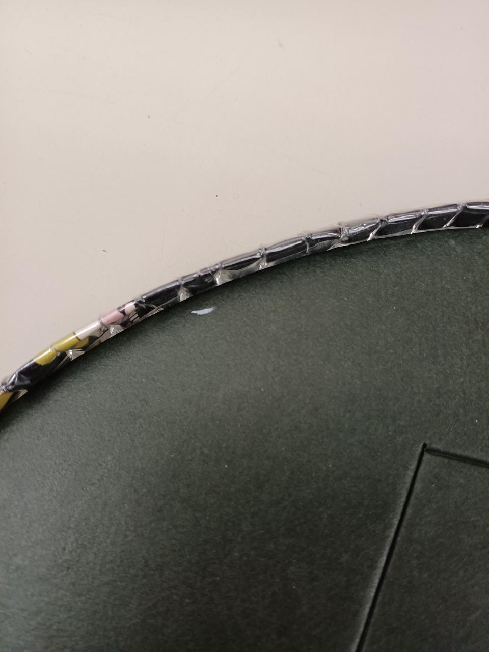 裏面11時方向端　汚れ