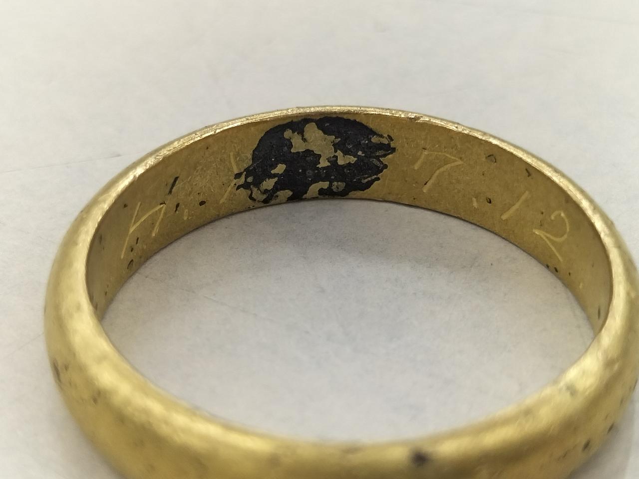 イニシャル、日付入り