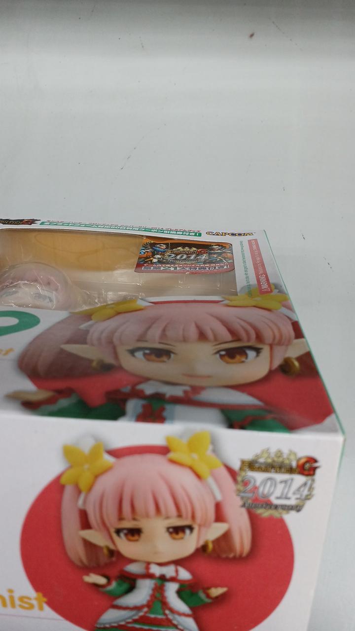 箱かなりへこんでます。